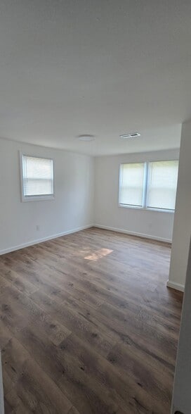 Building Photo - 20 Borghaus Rd