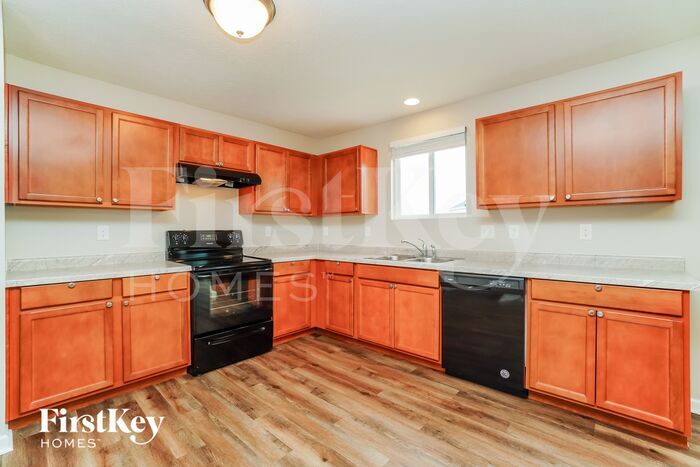 Building Photo - 8790 Conestoga Valley Dr