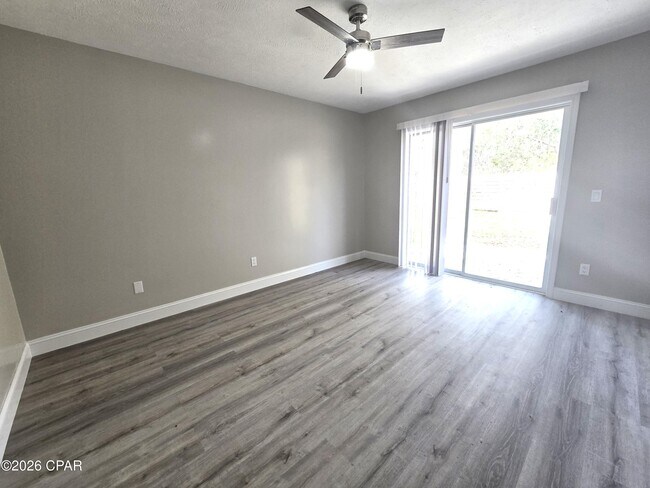 Building Photo - 9022 Houston St