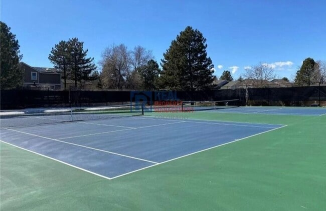 Building Photo - 10010 Irving St