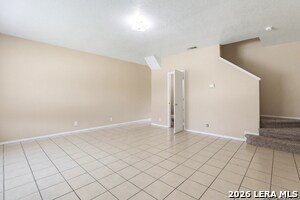 Building Photo - 6342 Queens Castle Dr