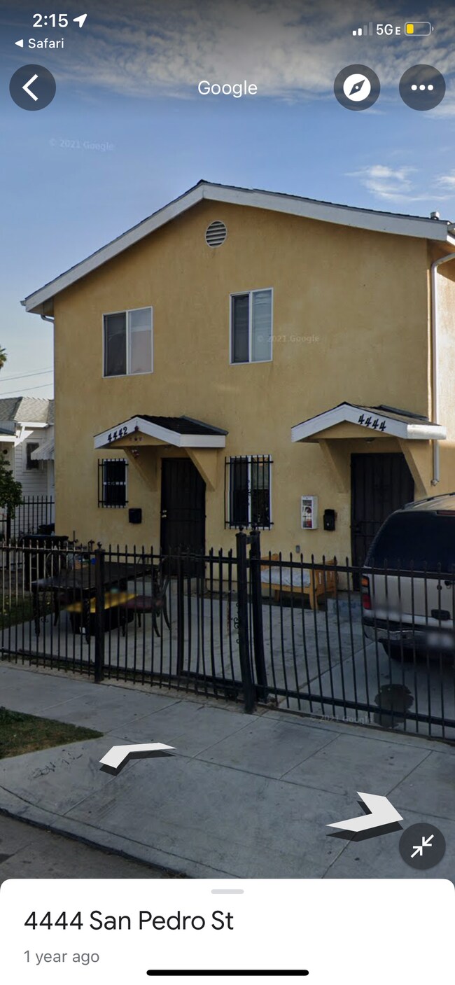 Upper unit! Light, bright & Spacious - 4444 S San Pedro St