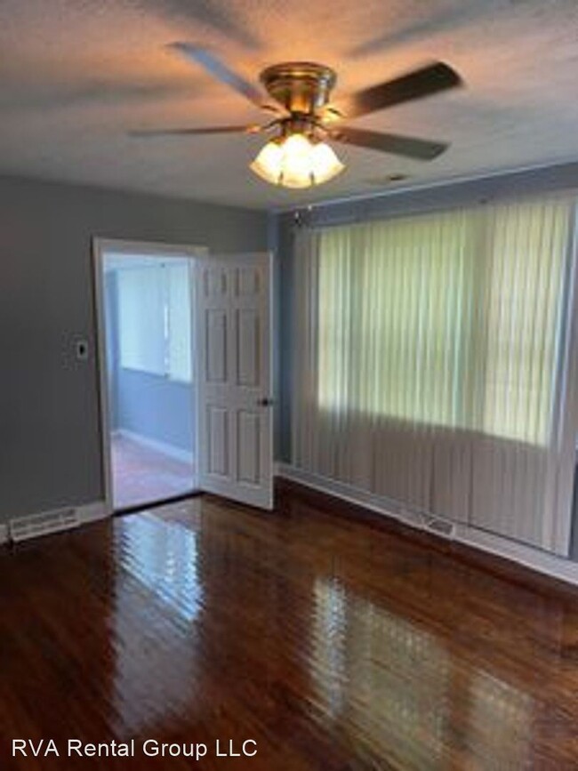 Building Photo - 3 br, 1 bath House - 14 N Lake Ave