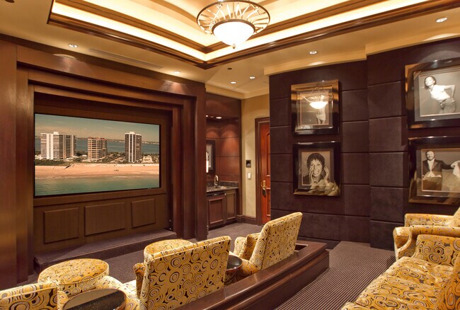 Building Photo - 5310 N Ocean Dr