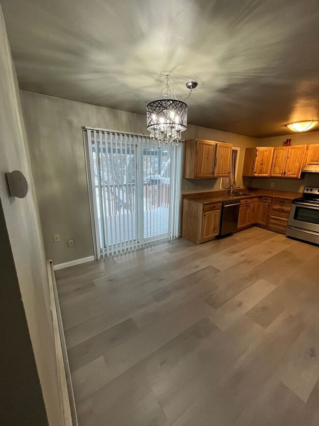 Building Photo - 29 Glacier Ave