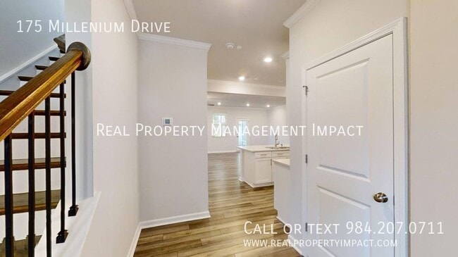 Building Photo - 175 Millennium Dr