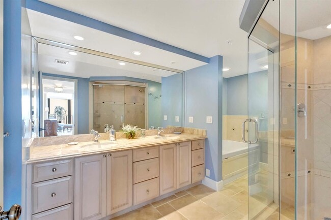 Building Photo - 400 Beach Rd