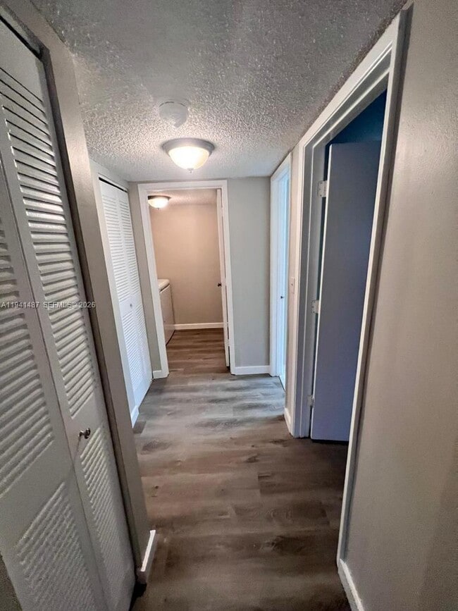 Building Photo - 403 Gardens Dr