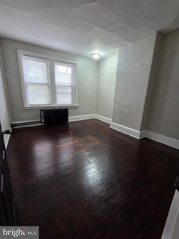 Building Photo - 602 W 23rd St