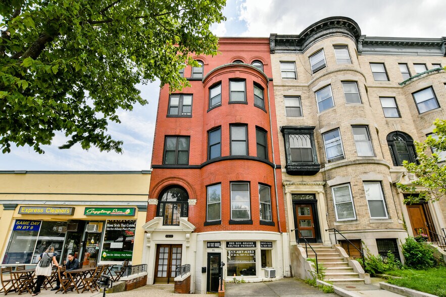 Building Photo - 1011 Beacon St