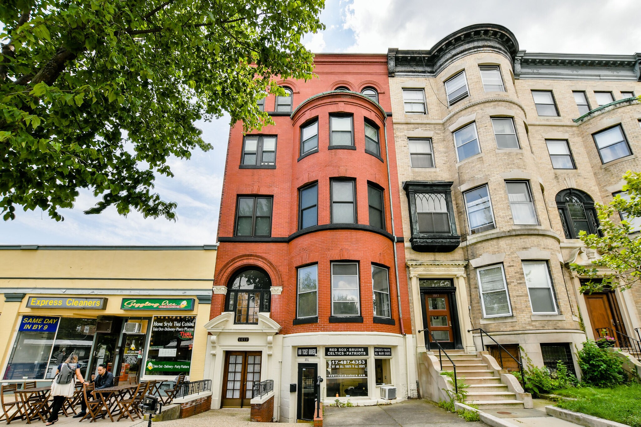 Building Photo - 1011 Beacon St
