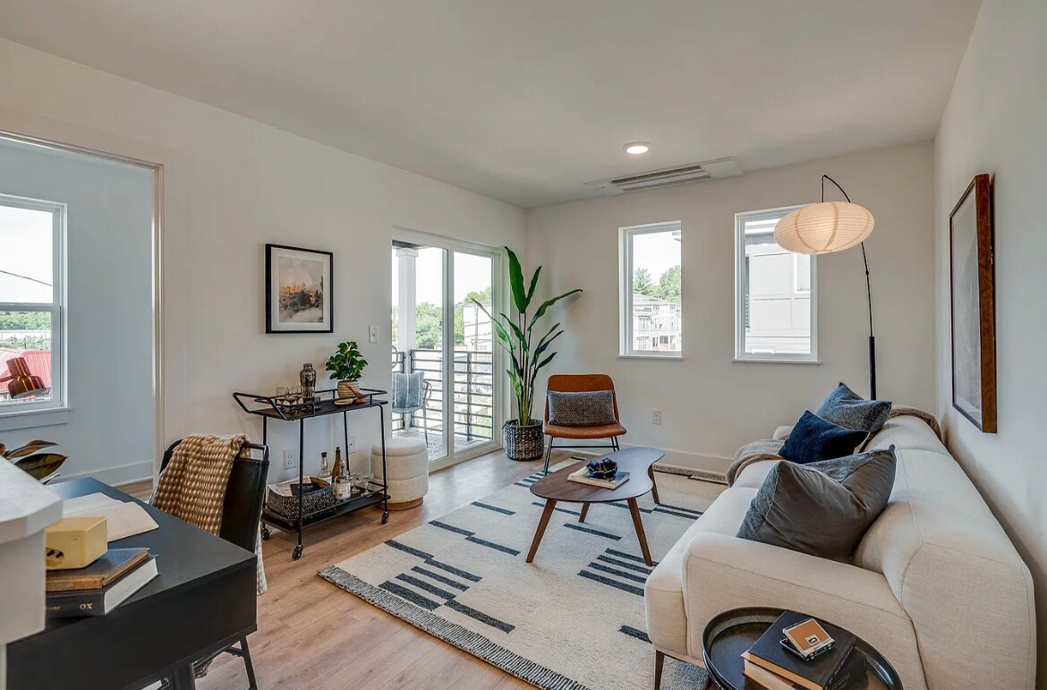 Second bedroom/Flex loft space - 102 Duke St