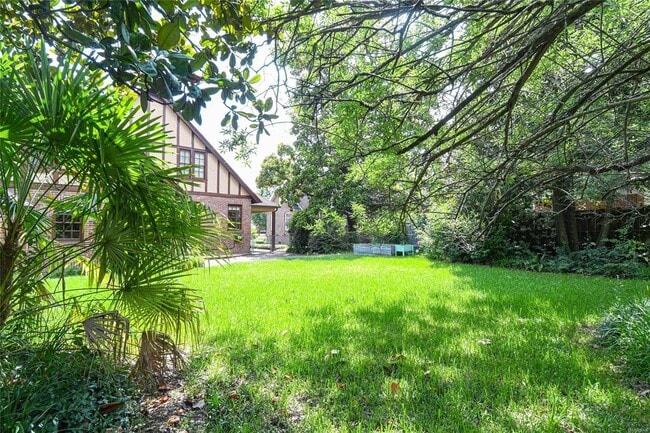 Building Photo - 1451 Watson St