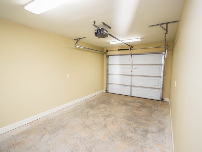 Building Photo - Minutes to Mazda Toyota and Amazon. Fenced back yard