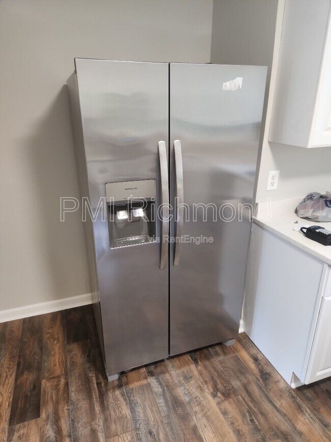 Building Photo - 8037 Varina Rd