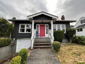 Building Photo - Cozy 2 BD, 1 BA w/ 1 Car Garage in Tacoma!