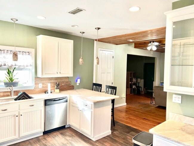 Building Photo - Co Rd 55