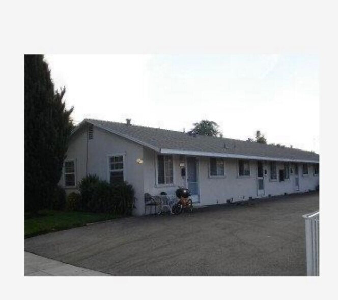 Building Photo - 942 Di Giulio Ave