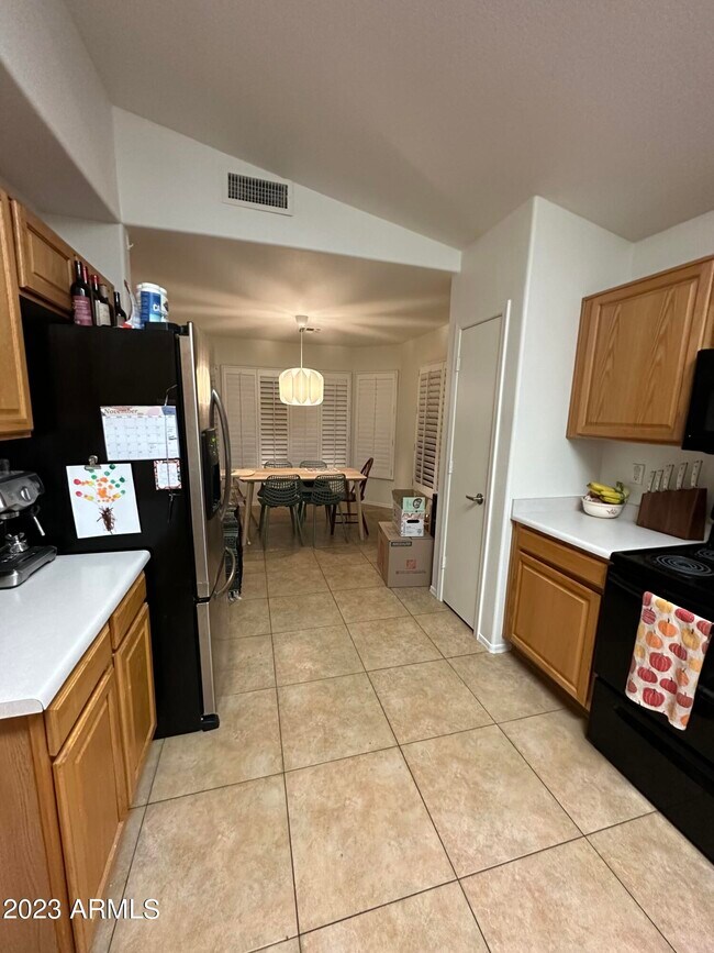 Building Photo - 6403 W Chisum Trail