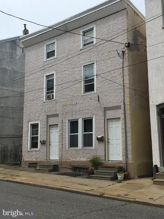 Primary Photo - 4733 Umbria St
