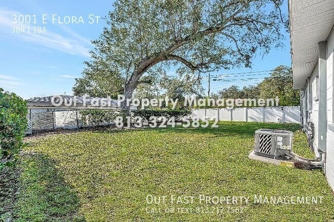 Building Photo - 3001 E Flora St