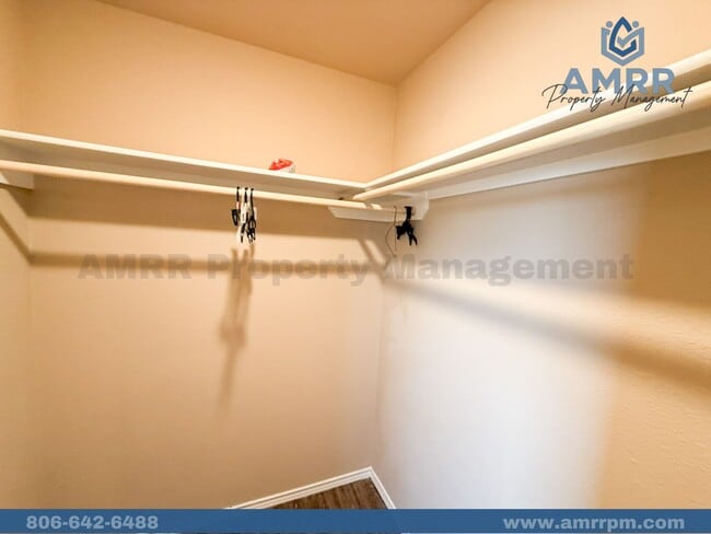 Building Photo - Charming 3-Bedroom House – Your Dream Home...