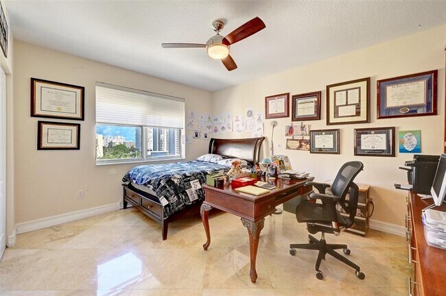 Building Photo - 1395 S Ocean Blvd