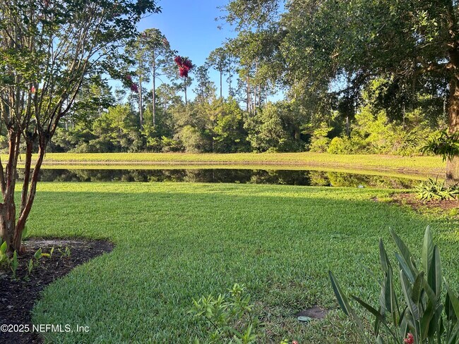Building Photo - 352 Wooded Crossing Cir