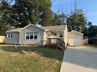 Building Photo - Updated and Located near Mercy Hospital!  ...