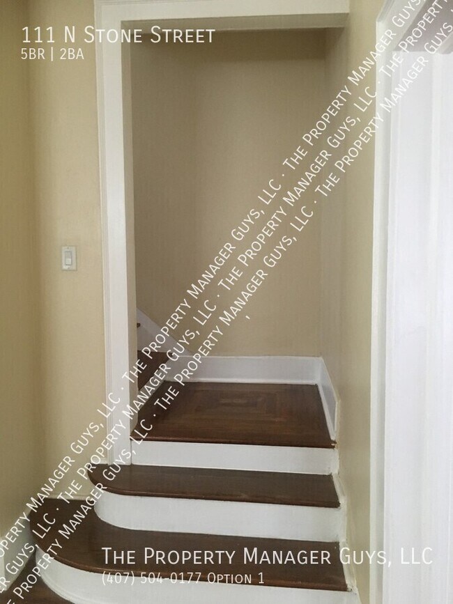 Building Photo - 111 N Stone St