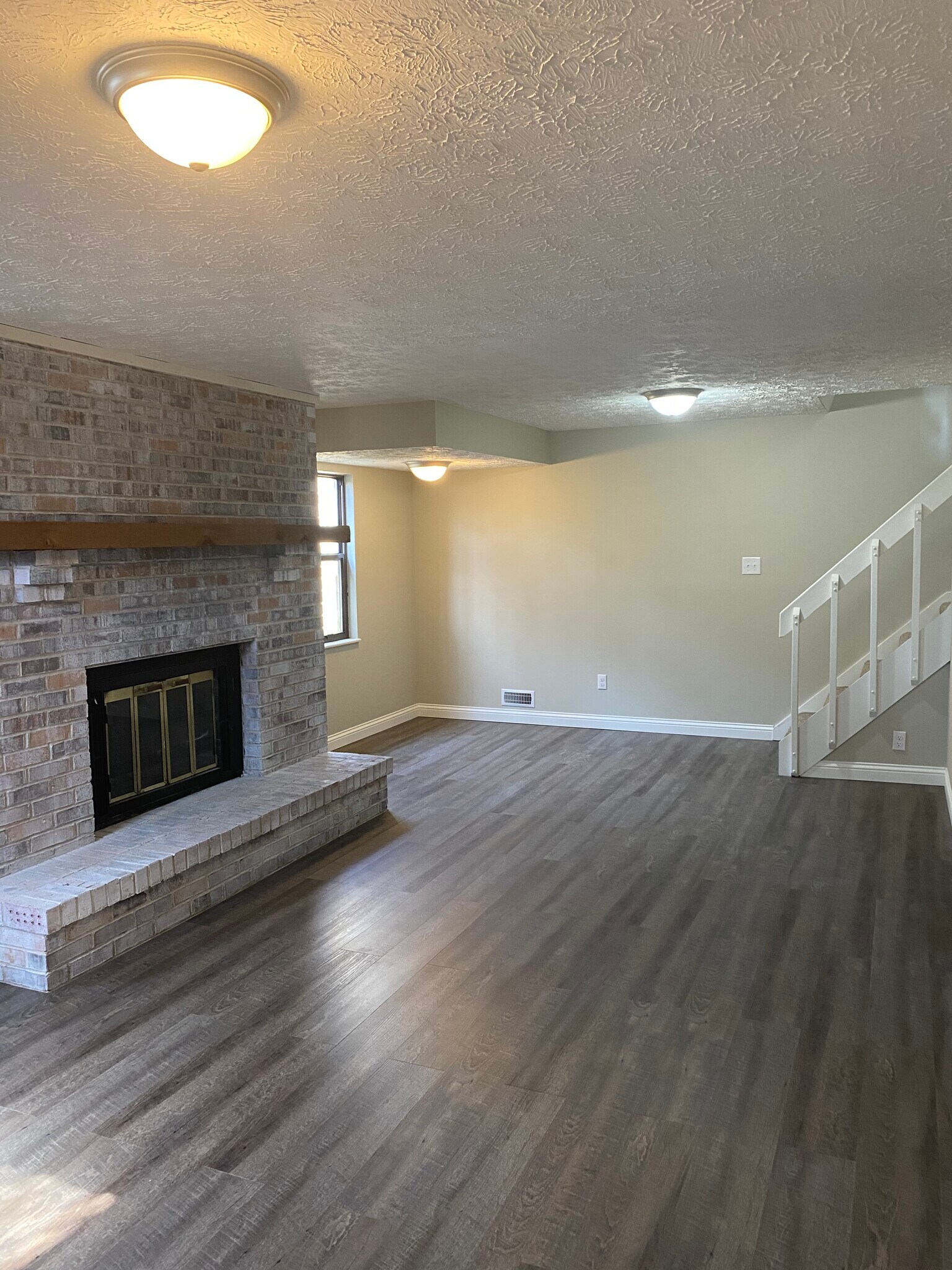 Stairs/Fireplace LL - 2279 Joshua Cir
