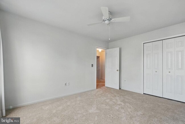 Building Photo - 12451 Plowman Ct