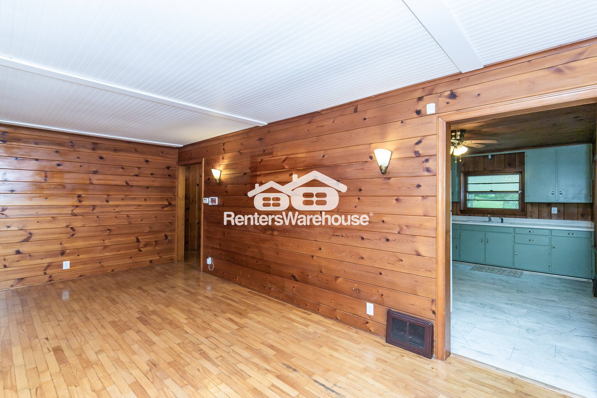 Building Photo - 5531 NW Venetian Dr