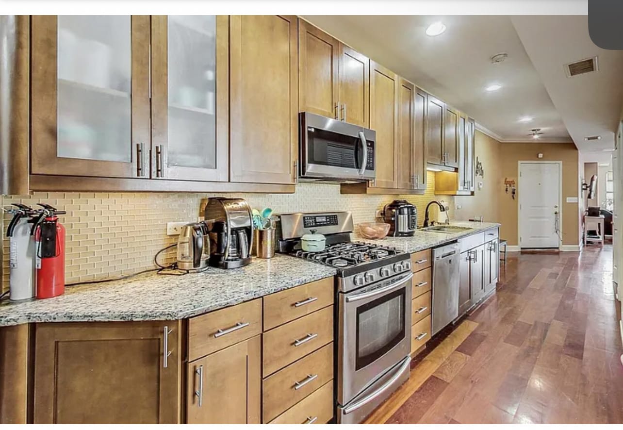 Galway kitchen - 8145 S Prairie Ave