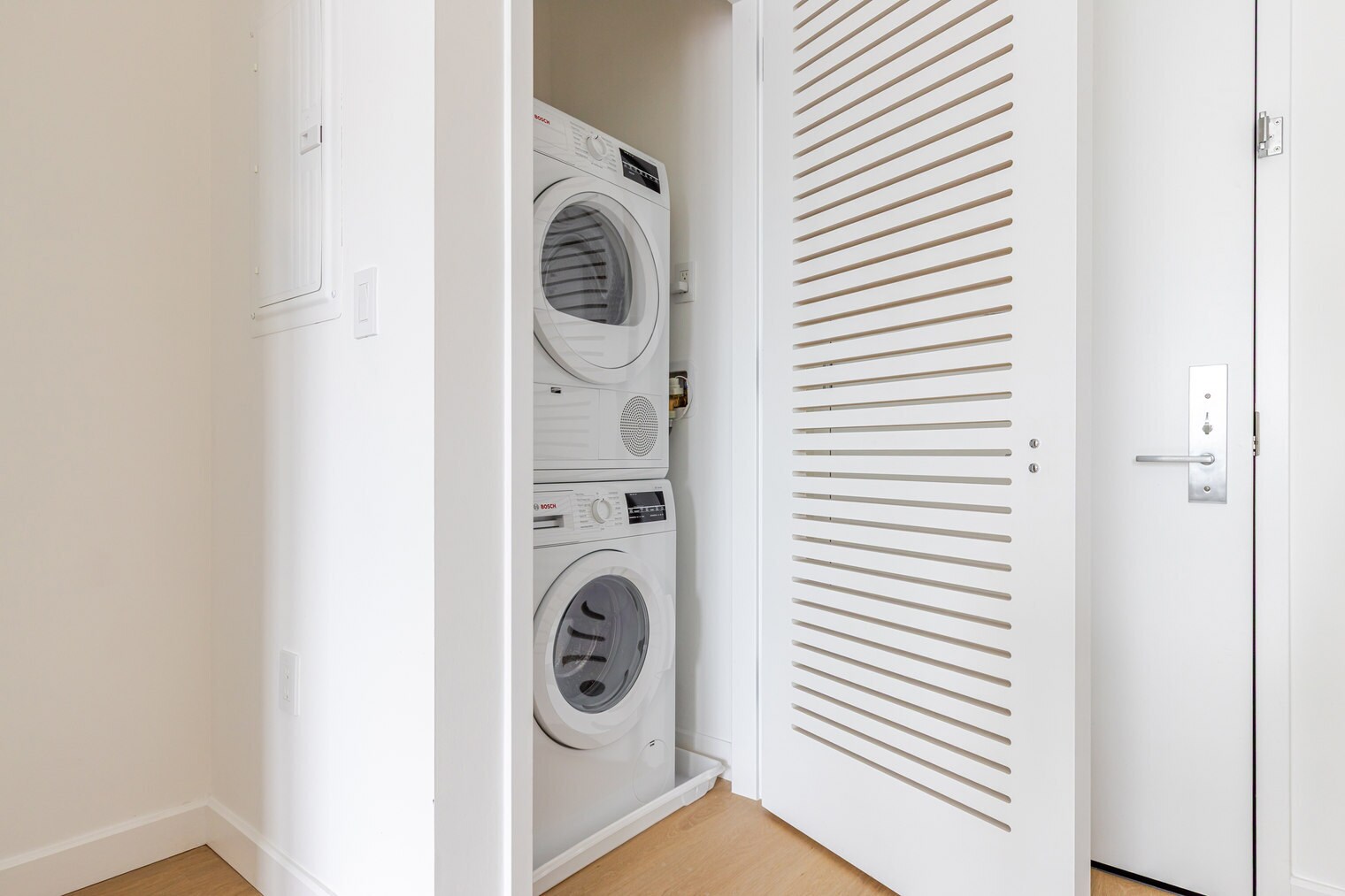 Building Photo - 655 Union St