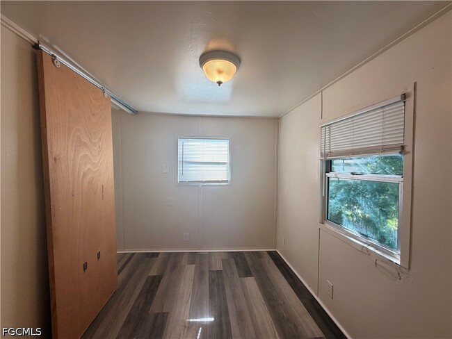 Building Photo - 7838 Ebson Dr