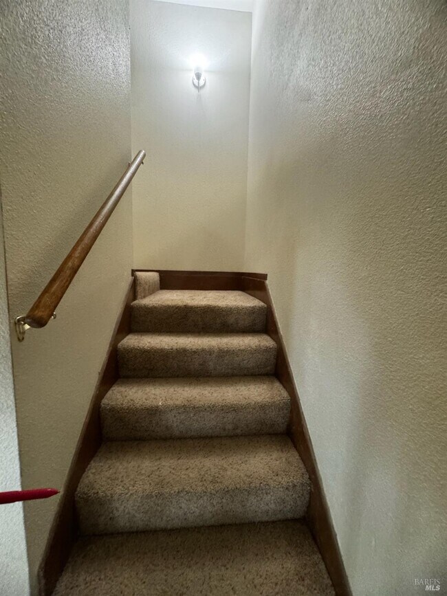 Building Photo - 600 Alamo Dr