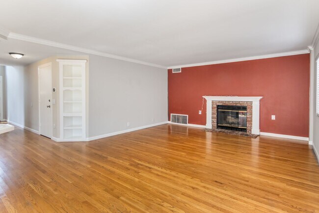 Building Photo - 12314 Willow Way