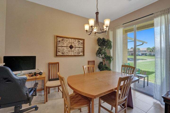 Building Photo - 254 River Bluff Ln