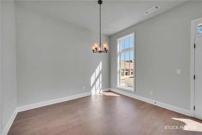 Building Photo - 1058 Homestead Wy St
