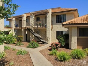 Building Photo - Fox Hollow Apartments