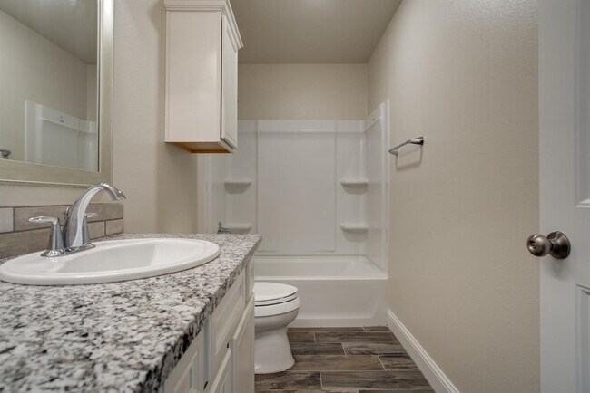 Building Photo - 8806 Rochester Ave