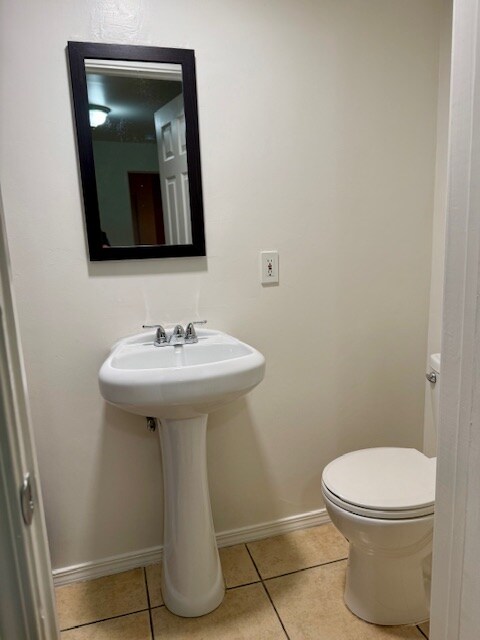 Building Photo - 14372 Chesebro Ct