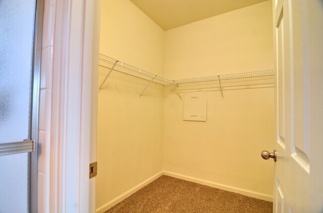 Building Photo - Fantastic 3 Bedroom/2 Bath Harlan Ranch Patio Home for Lease
