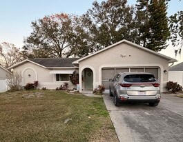 Building Photo - 7308 Fairwood Ave