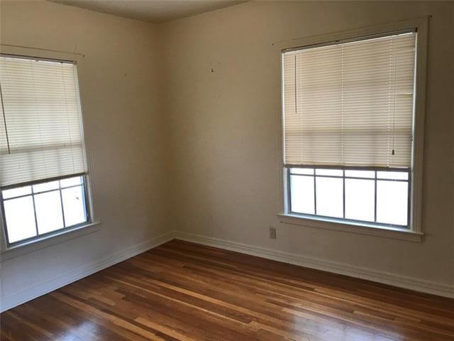 Building Photo - 4205 6th Ave