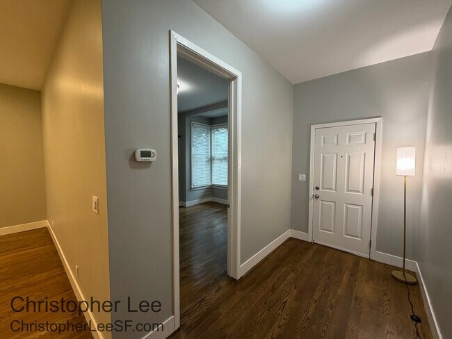 Building Photo - 2110 Baker St