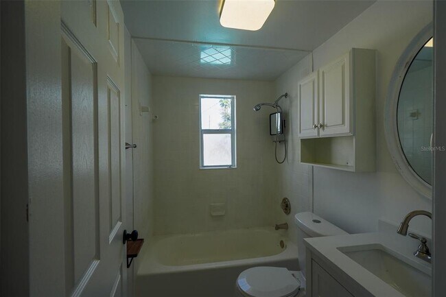 Building Photo - 115 145th Ave