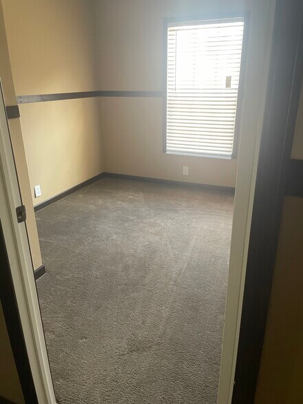 Building Photo - 2062 Krist Ln