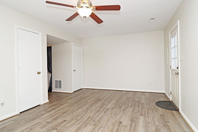 Building Photo - Dog-Friendly Duplex Close To The Shops at Stonefield